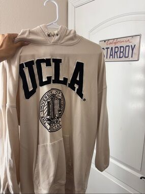 UCLA oversized Beige Pullover Hoodie Sweater